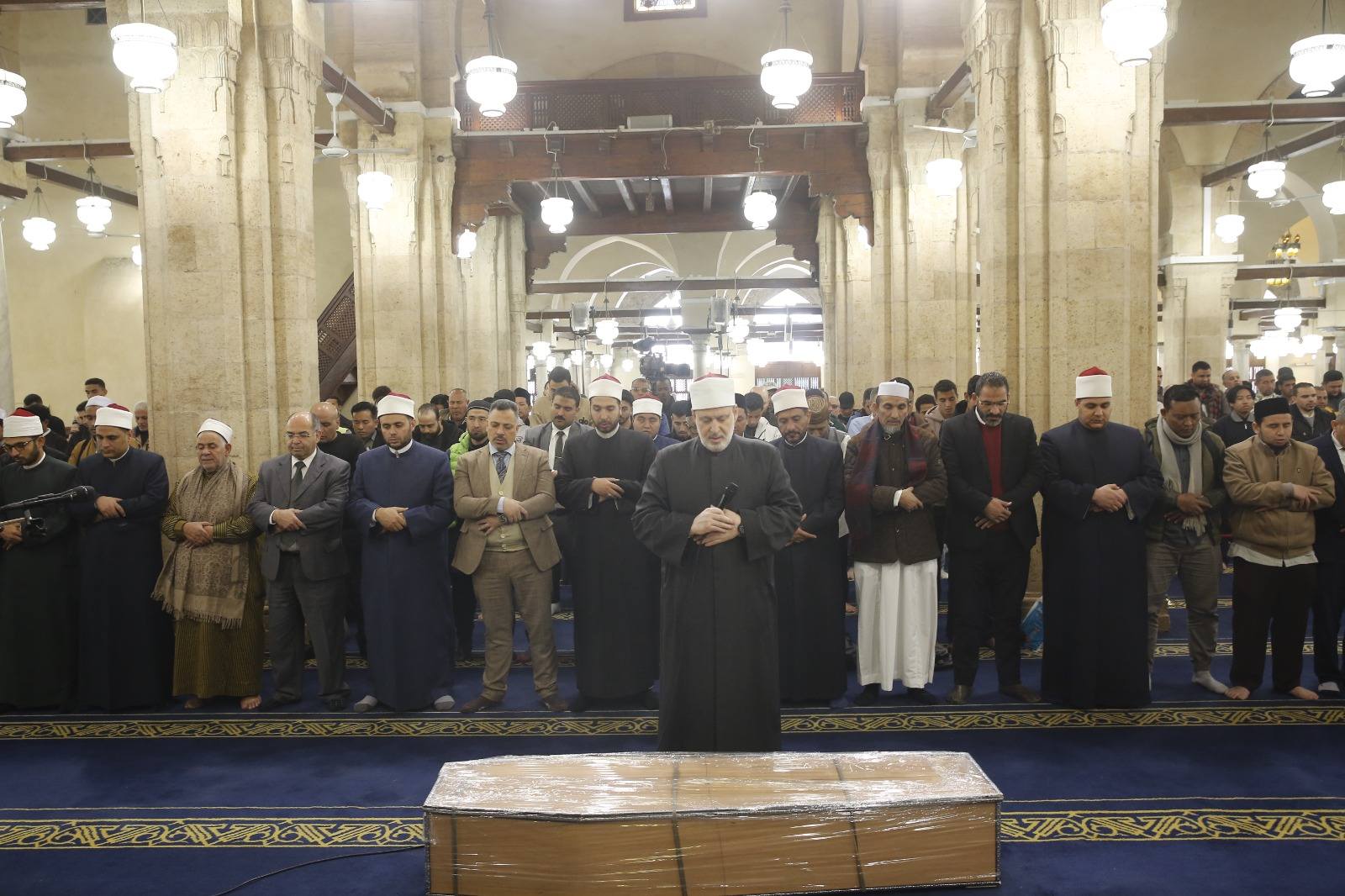 صلاة الجنازة عليها في الجامع الأزهر